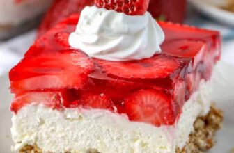 Strawberry Pretzel Salad – Spend With Pennies