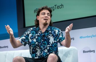 Tech Billionaire Palmer Luckey Received Caught in His Personal Elevator
