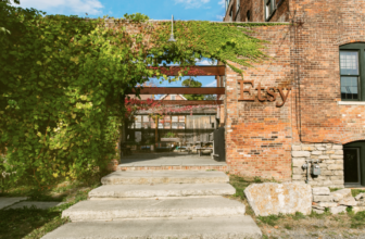 Etsy simply introduced a loyalty program that’s (type of) much like Amazon Prime