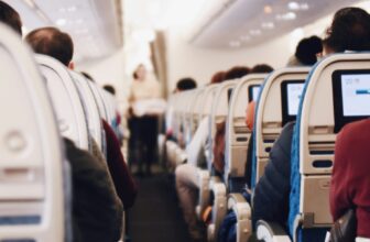 Prep Your Cellphone for a Lengthy-Haul Flight