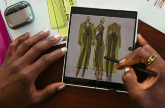Samsung Introduced Collaboration With Style Designer QLan Smith Forward of NYFW