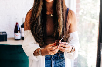 Learn how to Make Turmeric Face Scrub