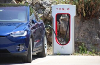 Cops Are Towing Teslas to Get well Crime Scene Footage