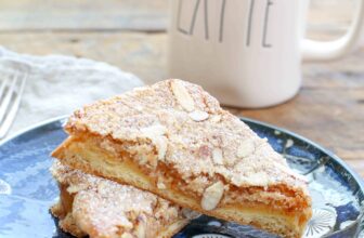 Bostock – Barefeet within the Kitchen