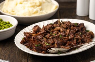 Prompt Pot Chuck Roast | Cookies and Cups