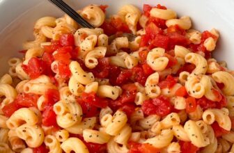 CLASSIC MACARONI AND TOMATOES – The Southern Girl Cooks