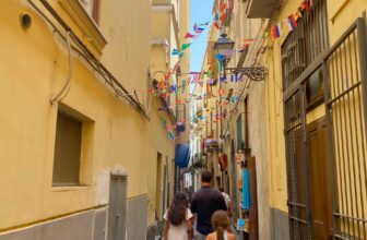 The right way to journey with out jet lag